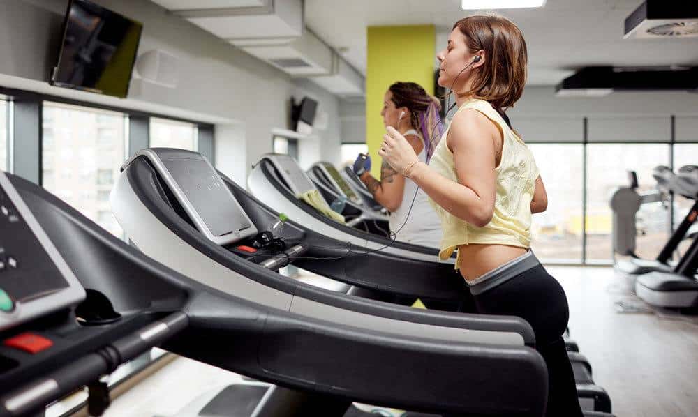 How to Use a Curved Treadmill